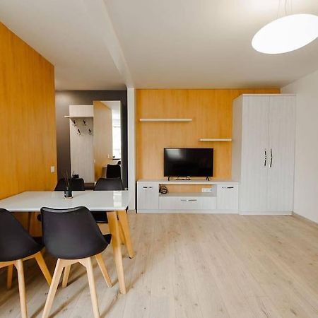 Very Stylish Apartament In Middle Of City. Chisináu Exterior foto